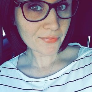 Meet your Posher, Ashlie